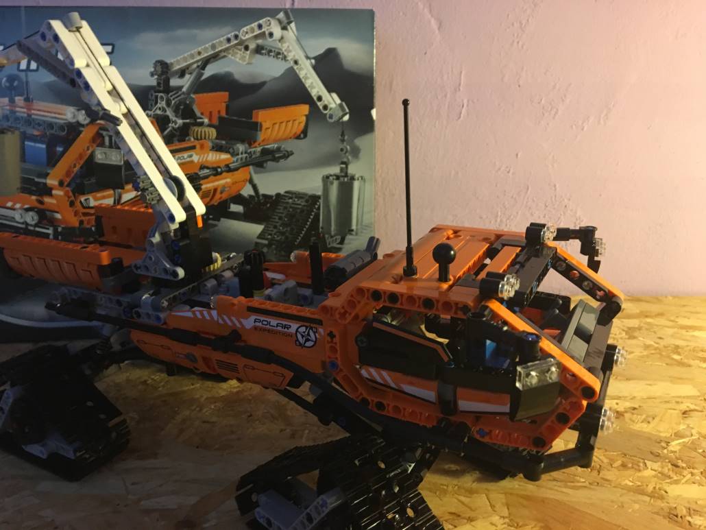 LEGO Technic 42038 Arktis-Kettenfahrzeug